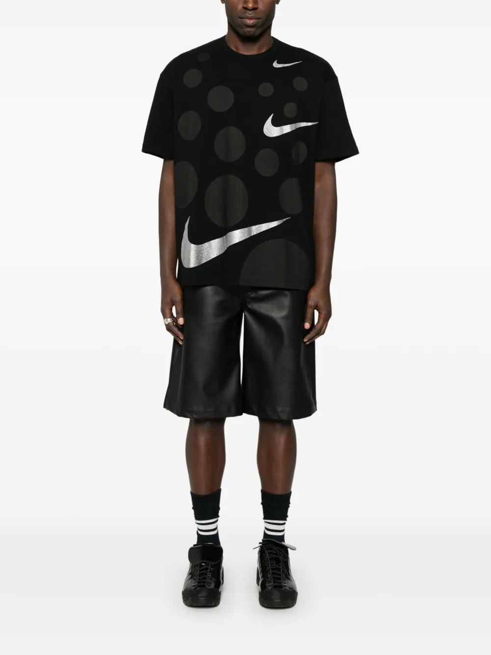 Comme Des Garçons x Nike Swoosh T-shirt met logo - Zwart