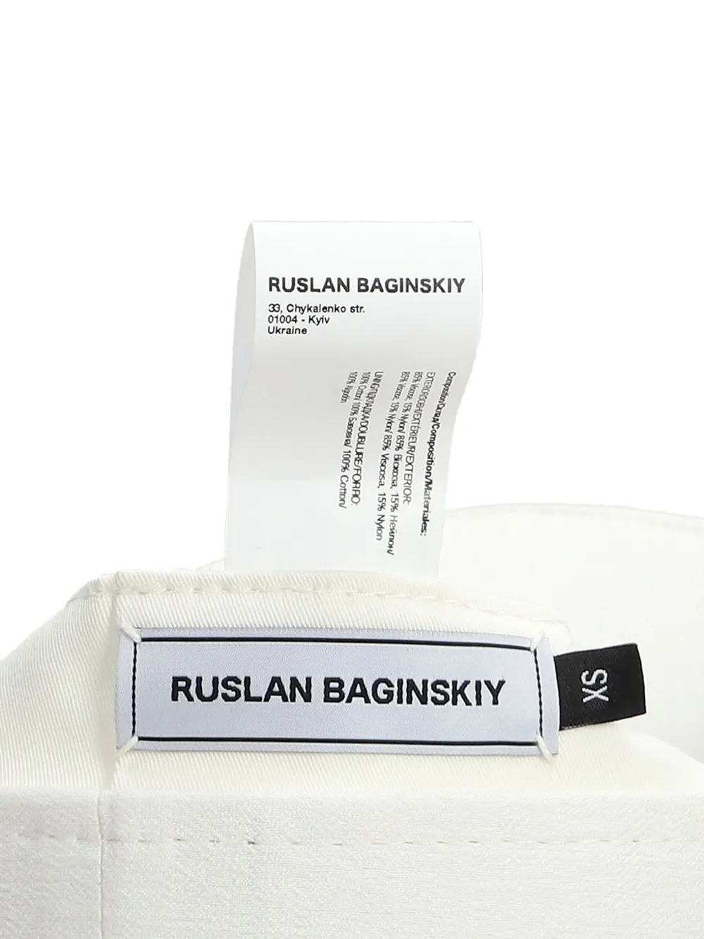 Ruslan Baginskiy Bakerboy pet Wit