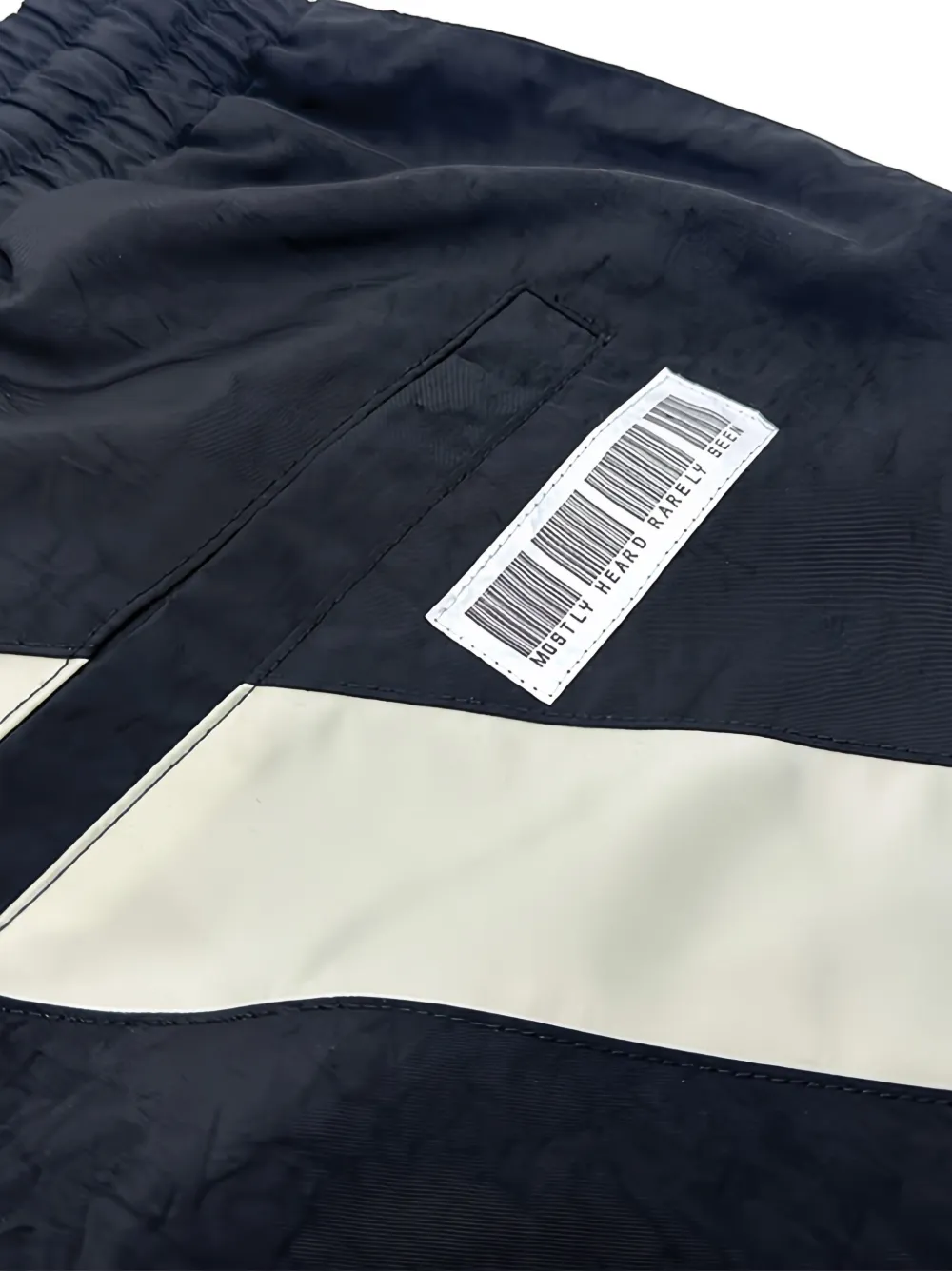 Mostly Heard Rarely Seen Broek met vlakken en uitgesneden detail Zwart