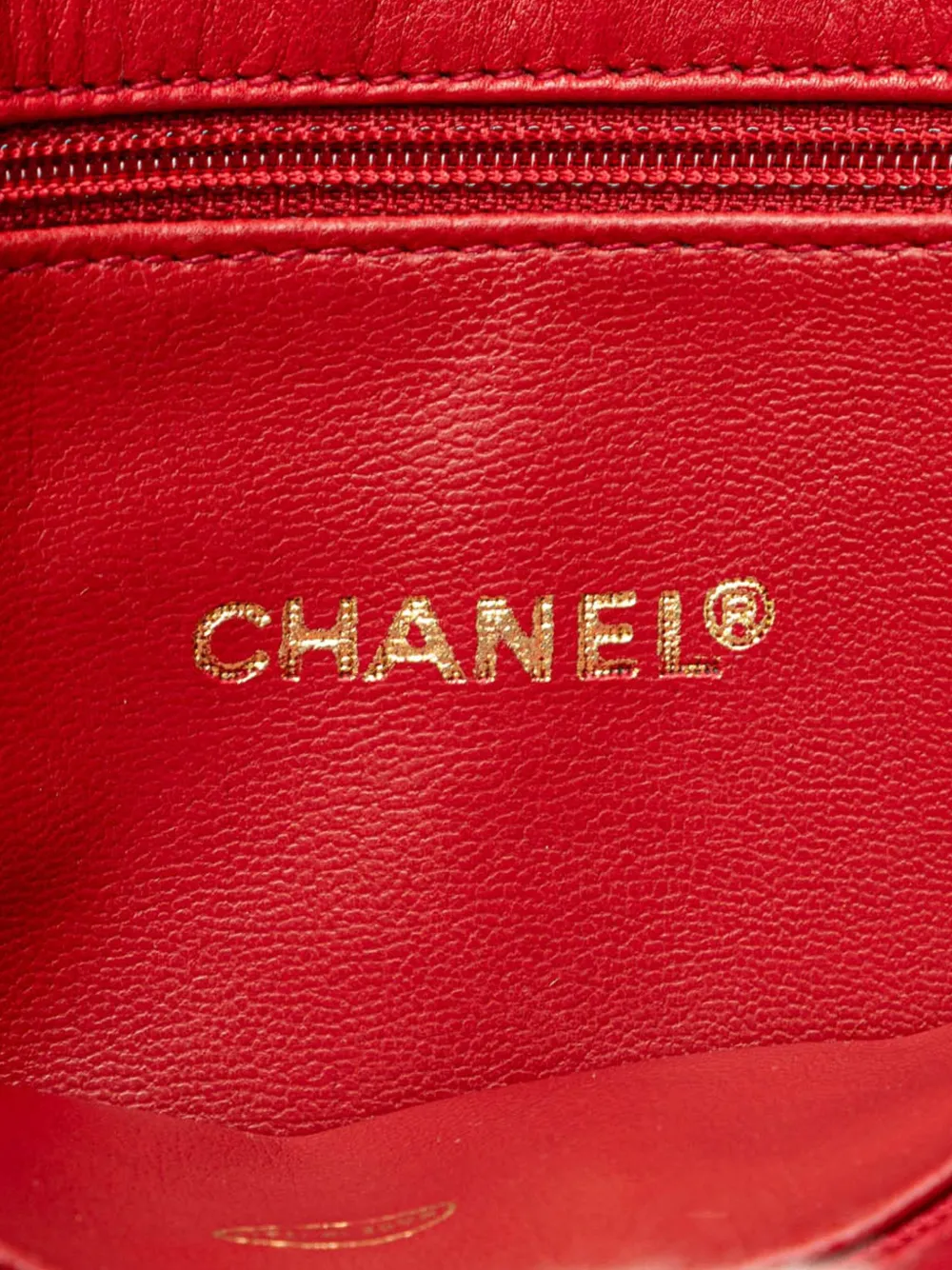 Pre-owned Chanel 1991-1994 Cc Lambskin Chain Tote Bag In Red