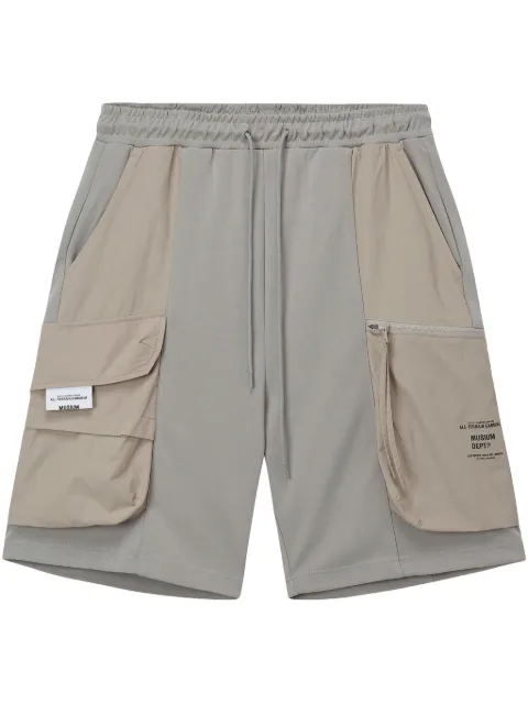 Musium Div. shorts cargo con logo estampado