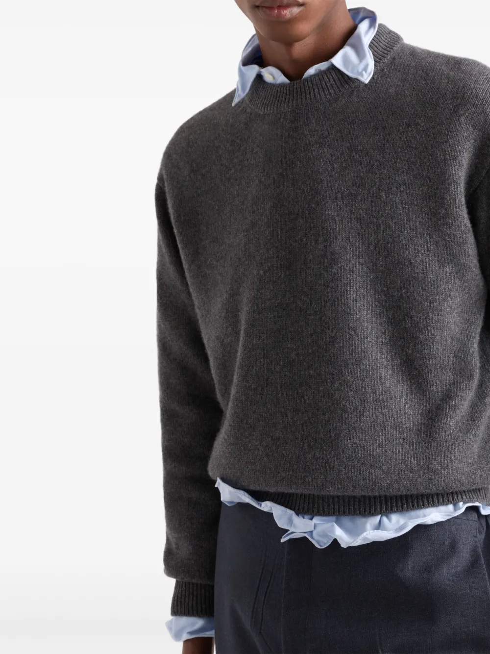 Prada Trui met logopatch Grijs