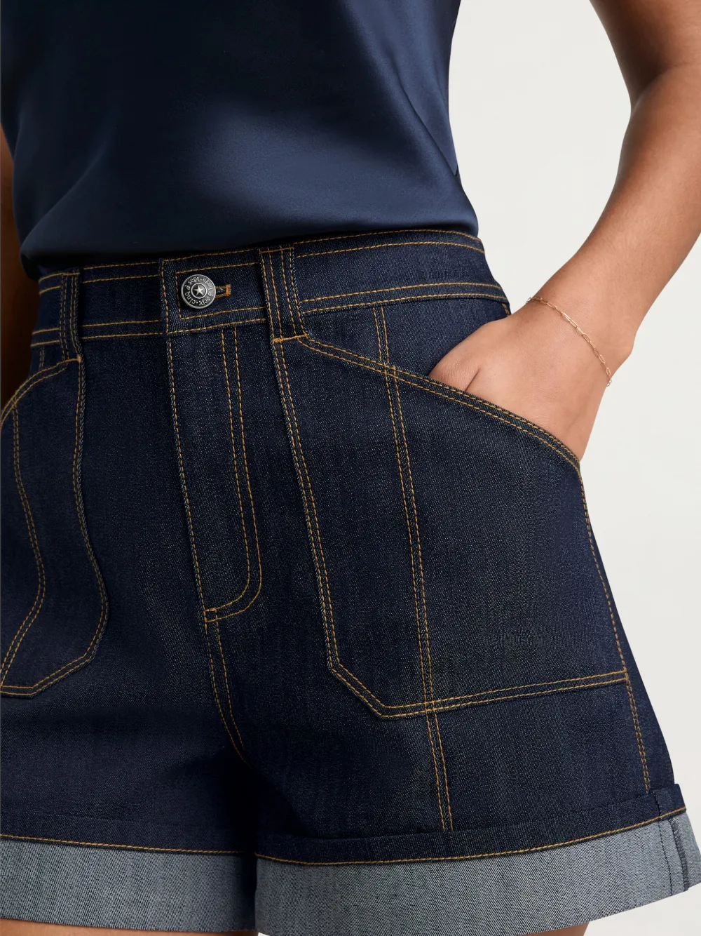 Cinq A Sept Benji shorts met manchetten Blauw