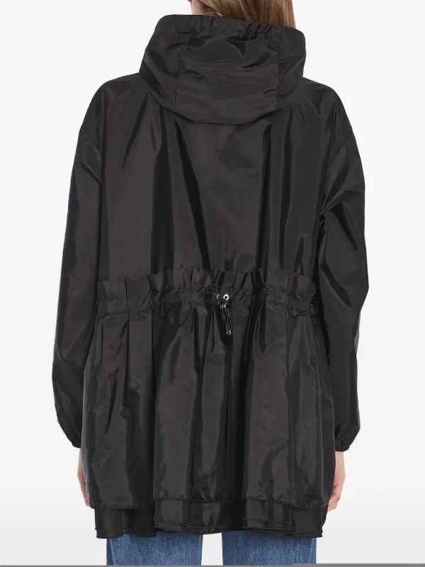 MONCLER】