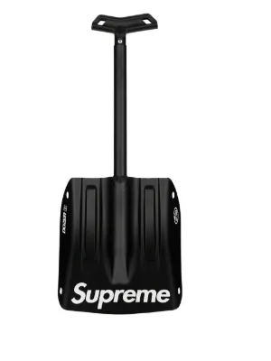 Supreme x MSR Camp Hammer | Red | FARFETCH