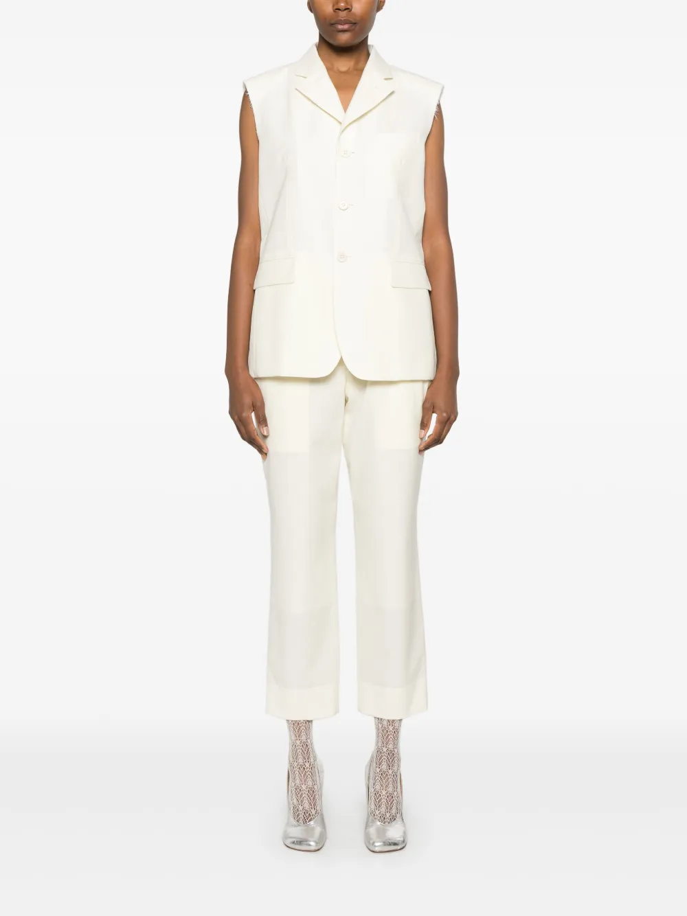 detachable-sleeves waistcoat