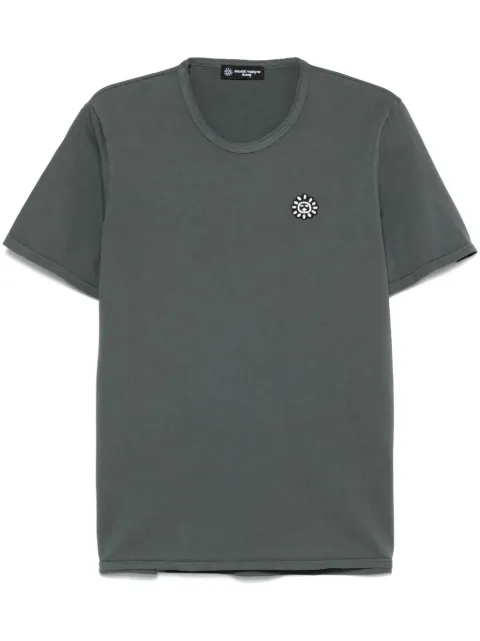 Société Anonyme playera con parche Sunny