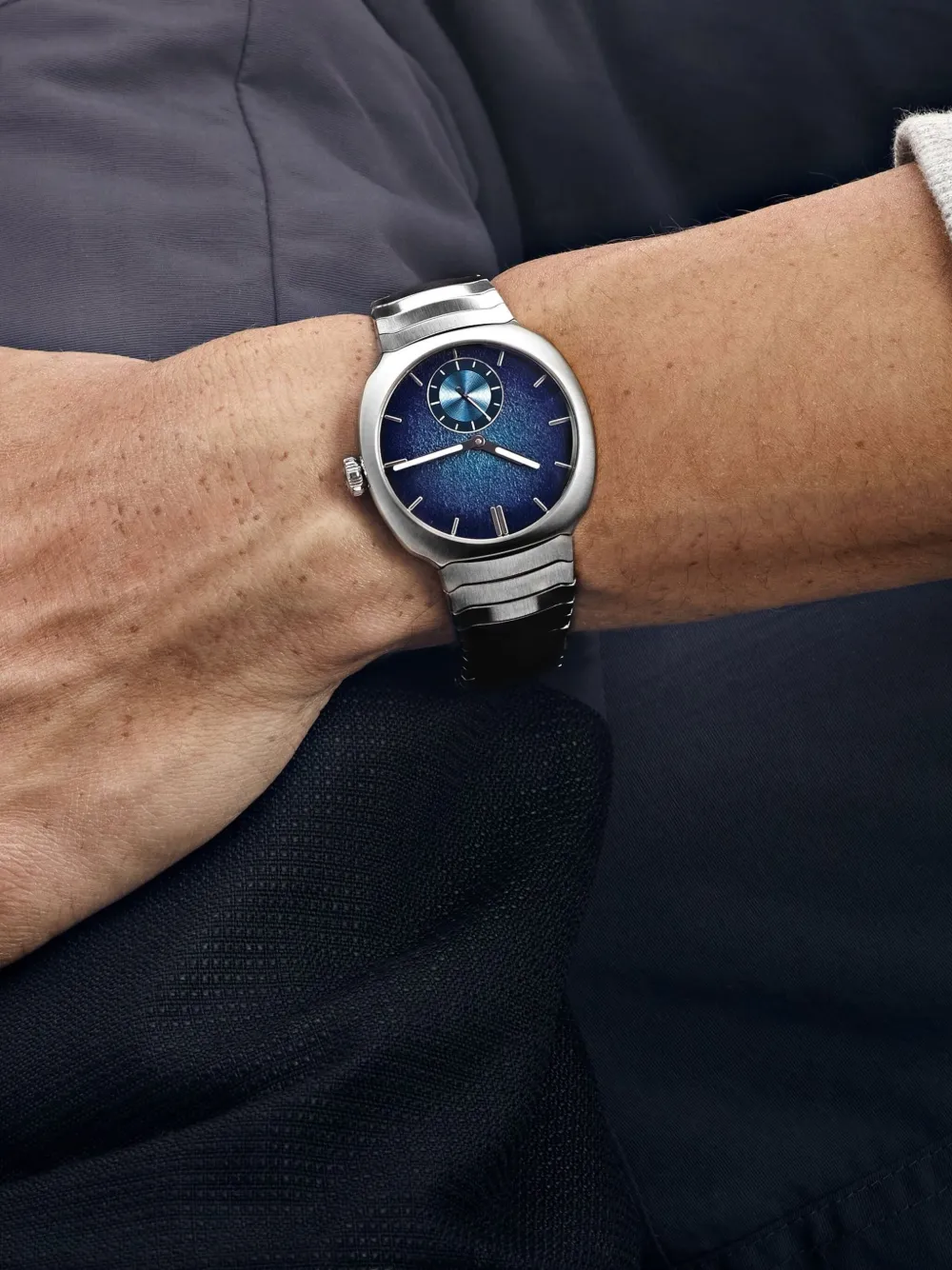 H. Moser & Cie 2024 ongedragen Streamliner 39 mm - Blauw