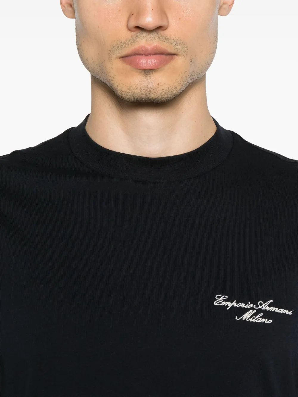 Emporio Armani T-shirt met geborduurd logo Blauw