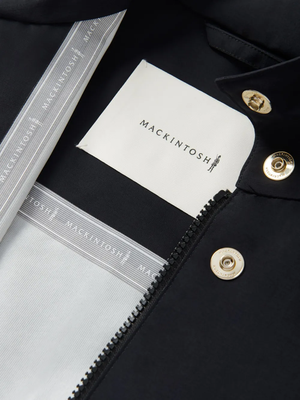 Mackintosh Skye coat | Trench Coats & Raincoats | Image 2