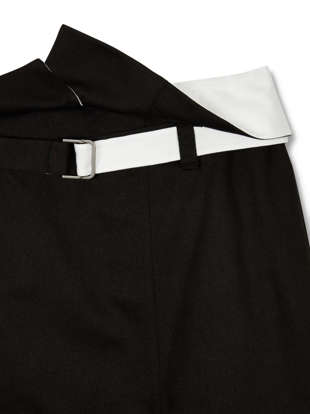 Contrast-Edge Mini Skirt