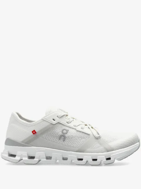 On  Cloud X 4 AD