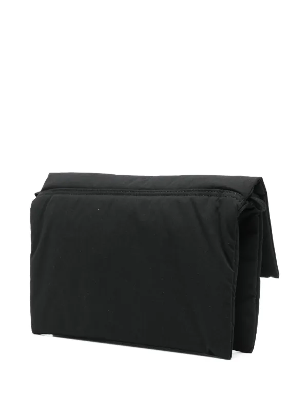 【Our Legacy】Necessity メッセンジャーバッグ OUR LEGACY Necessity Messenger Bag | Black | FARFETCH