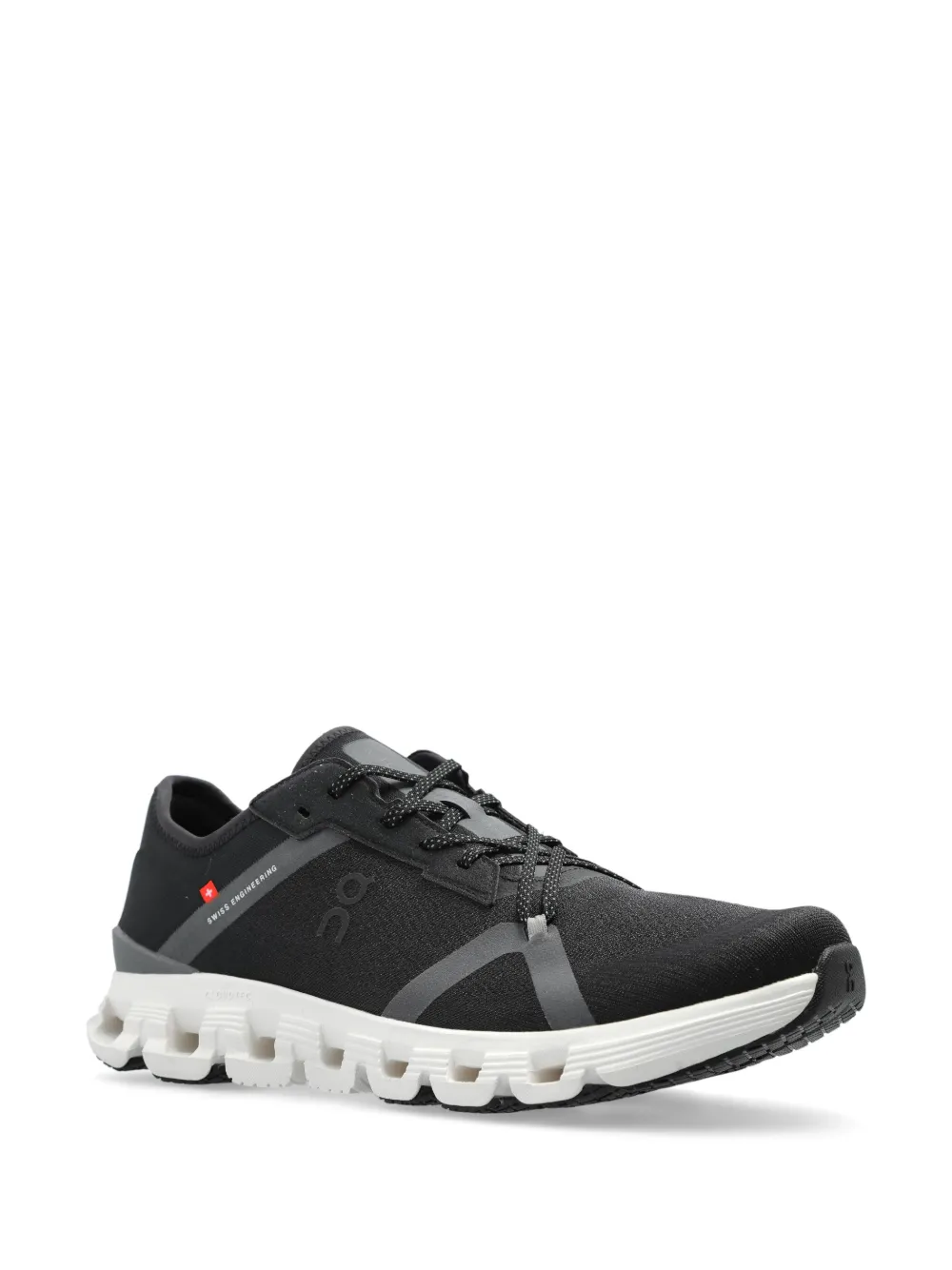 On Running Cloud X 4 trainers - Zwart