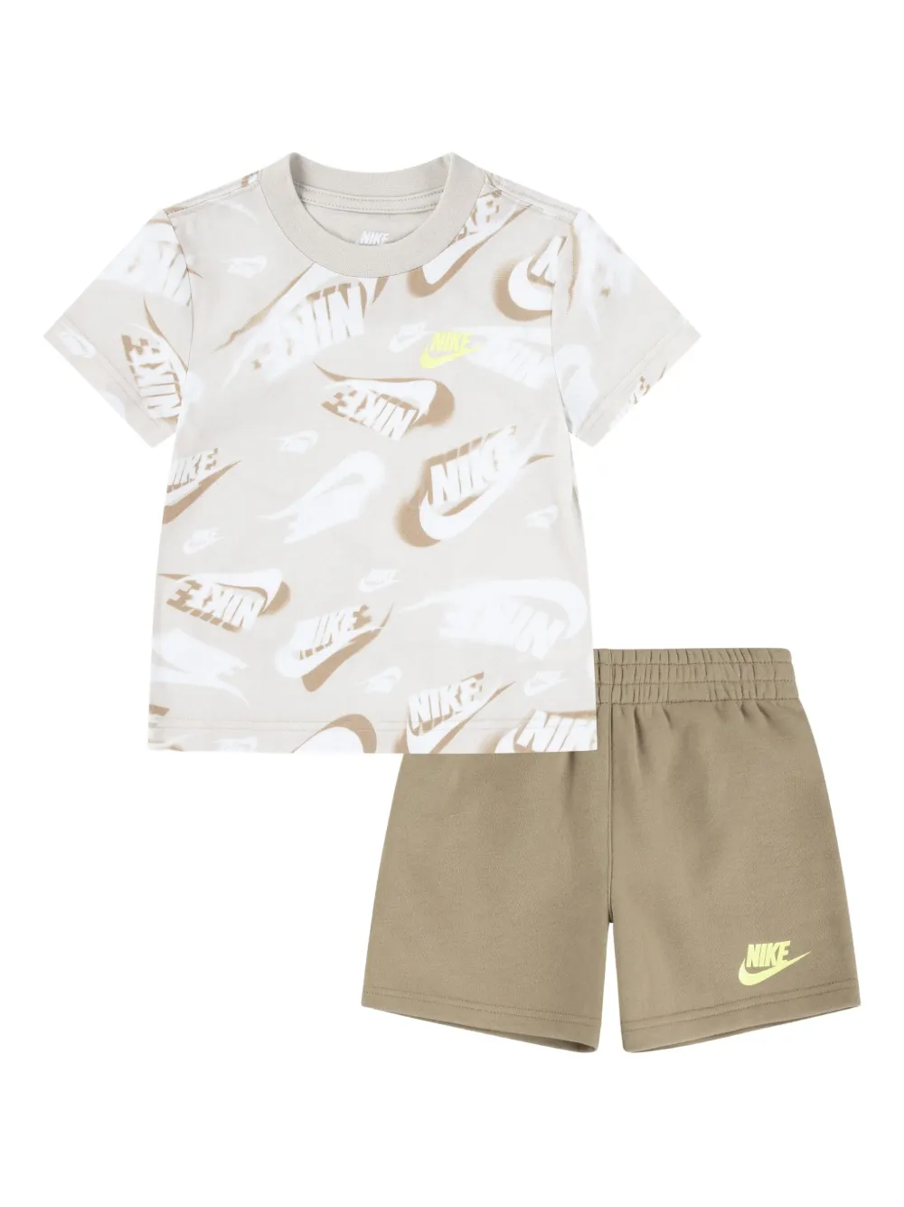 Nike Kids Shorts met logoprint Beige