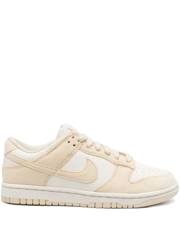 oatmeal dunks beige
