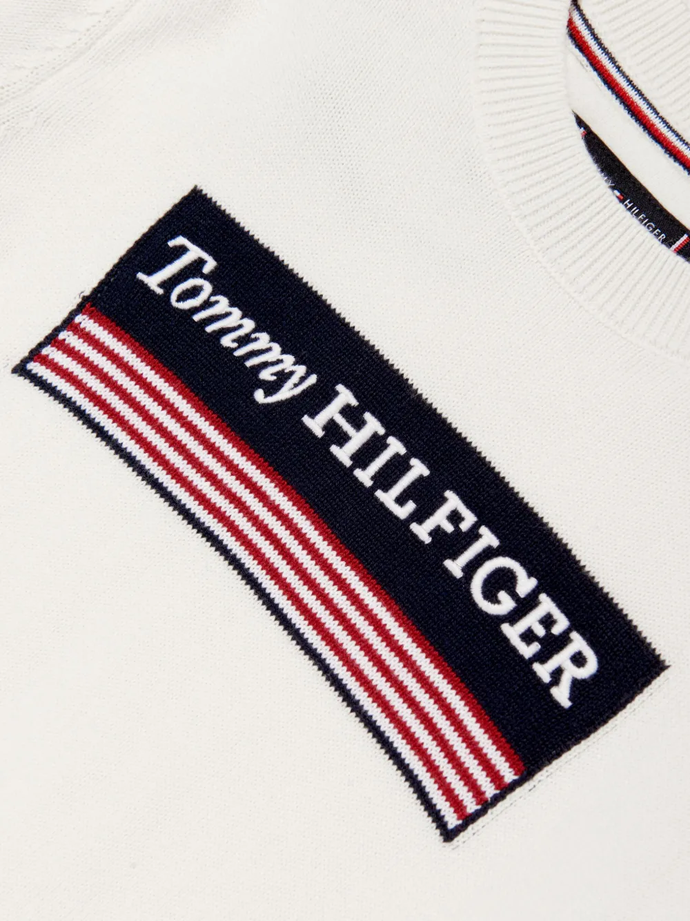 Tommy Hilfiger Junior Trui met logo Beige