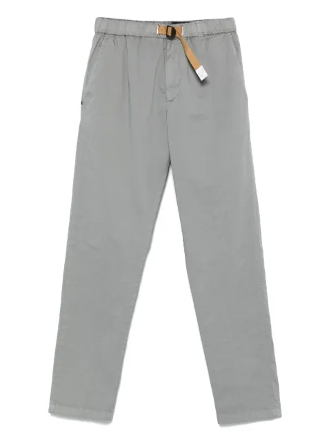 White Sand pantalones chinos con cinturón