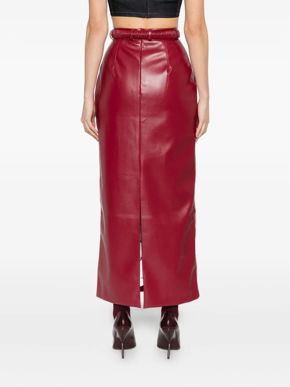 Rowen Rose belted midi skirt Rood