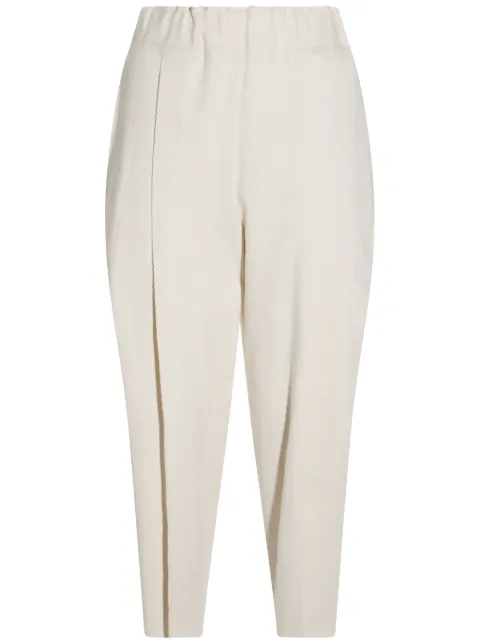 Issey Miyake pantalones tapered con pinzas