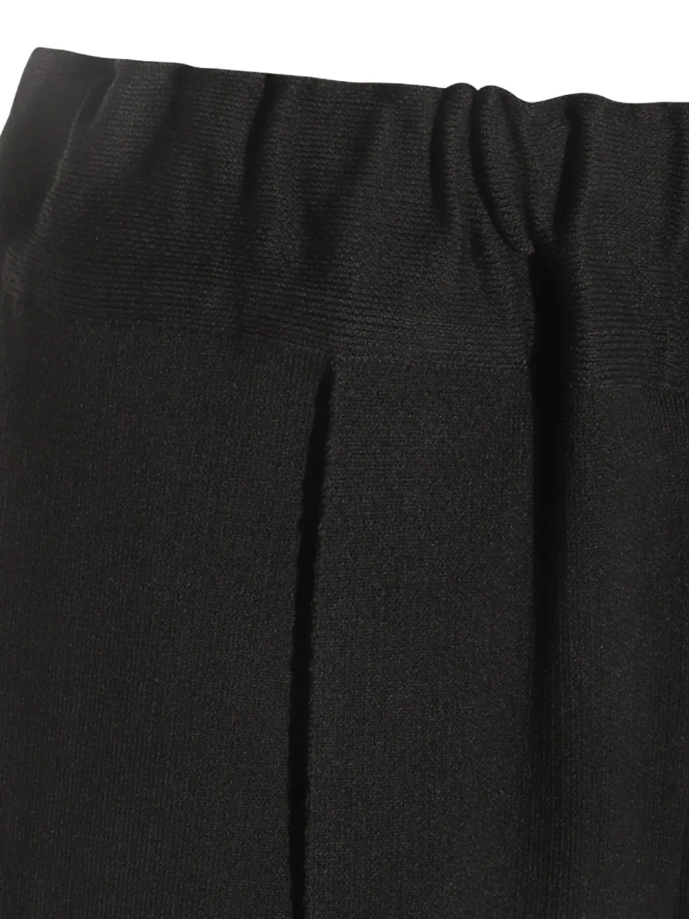 Issey Miyake Plooibroek met toelopende pijpen Zwart
