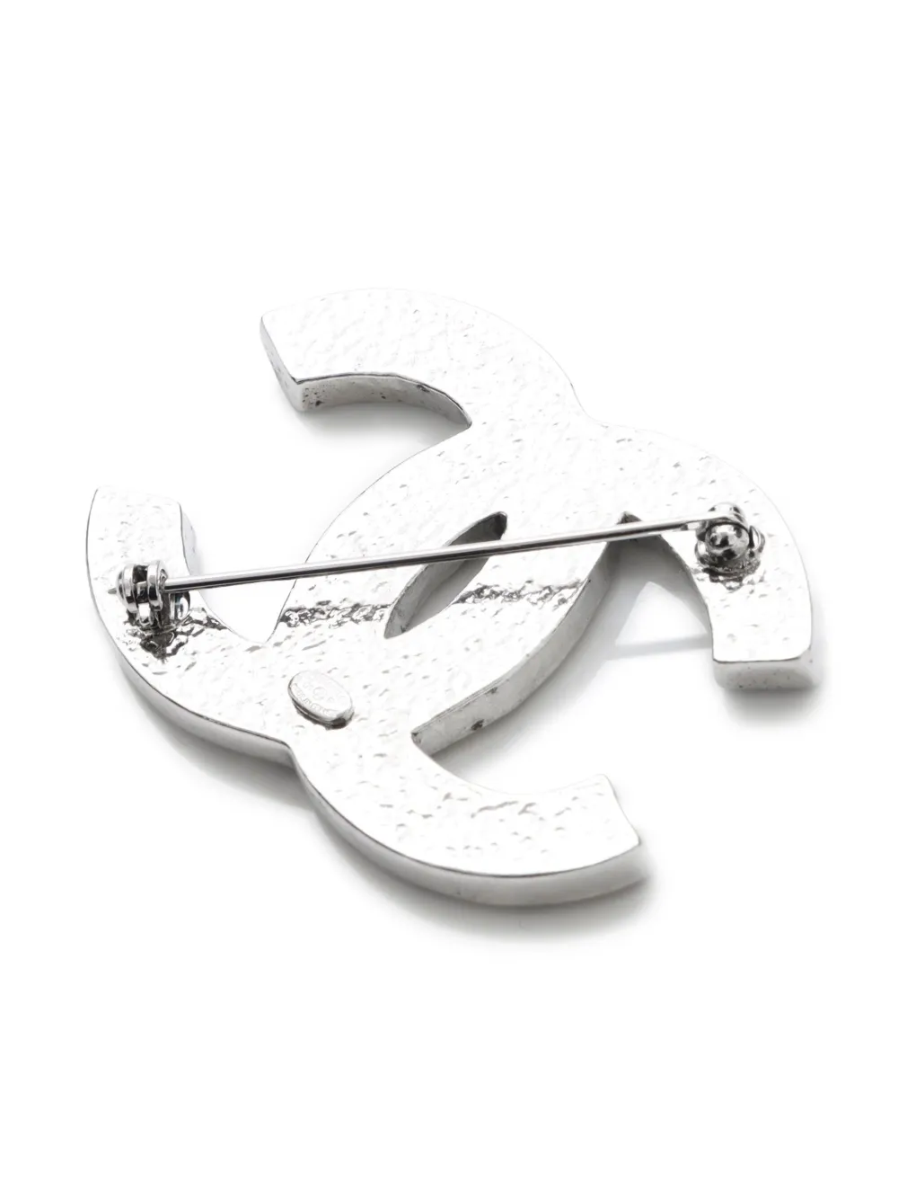 Pre-owned Chanel 2001 Cc Logo Brooch In Silver