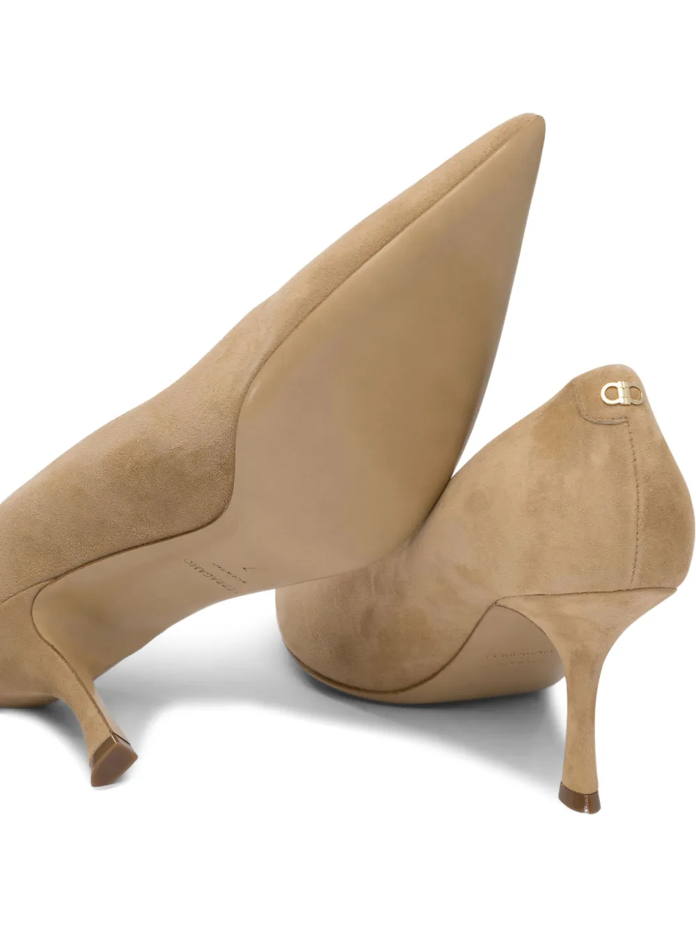 Ferragamo 70 mm suède pumps Beige