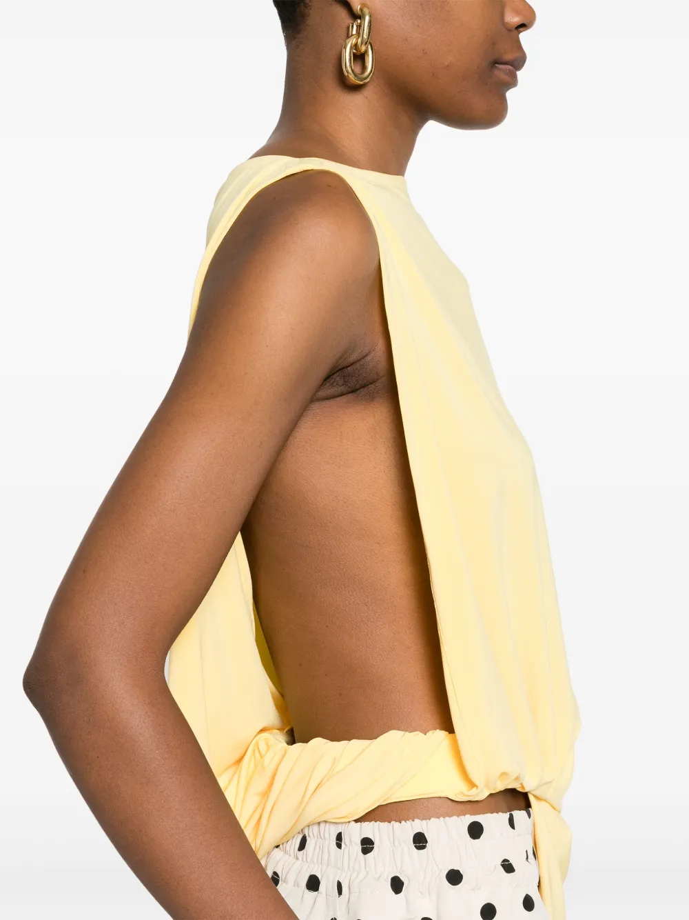 Jacquemus Draped Sleeveless Asymmetric Lightweight Top In Gelb