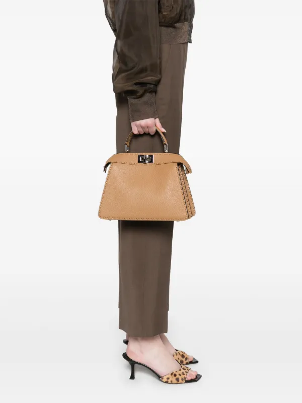 Fendi ブラウン ベージュ ハンドバッグ FENDI ピーカブー I See U ハンドバッグ S | ブラウン | FARFETCH JP