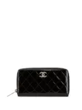 CHANEL Pre-Owned 2013-2014 Quilted Patent Brilliant Zip Around Wallet long wallets - Black