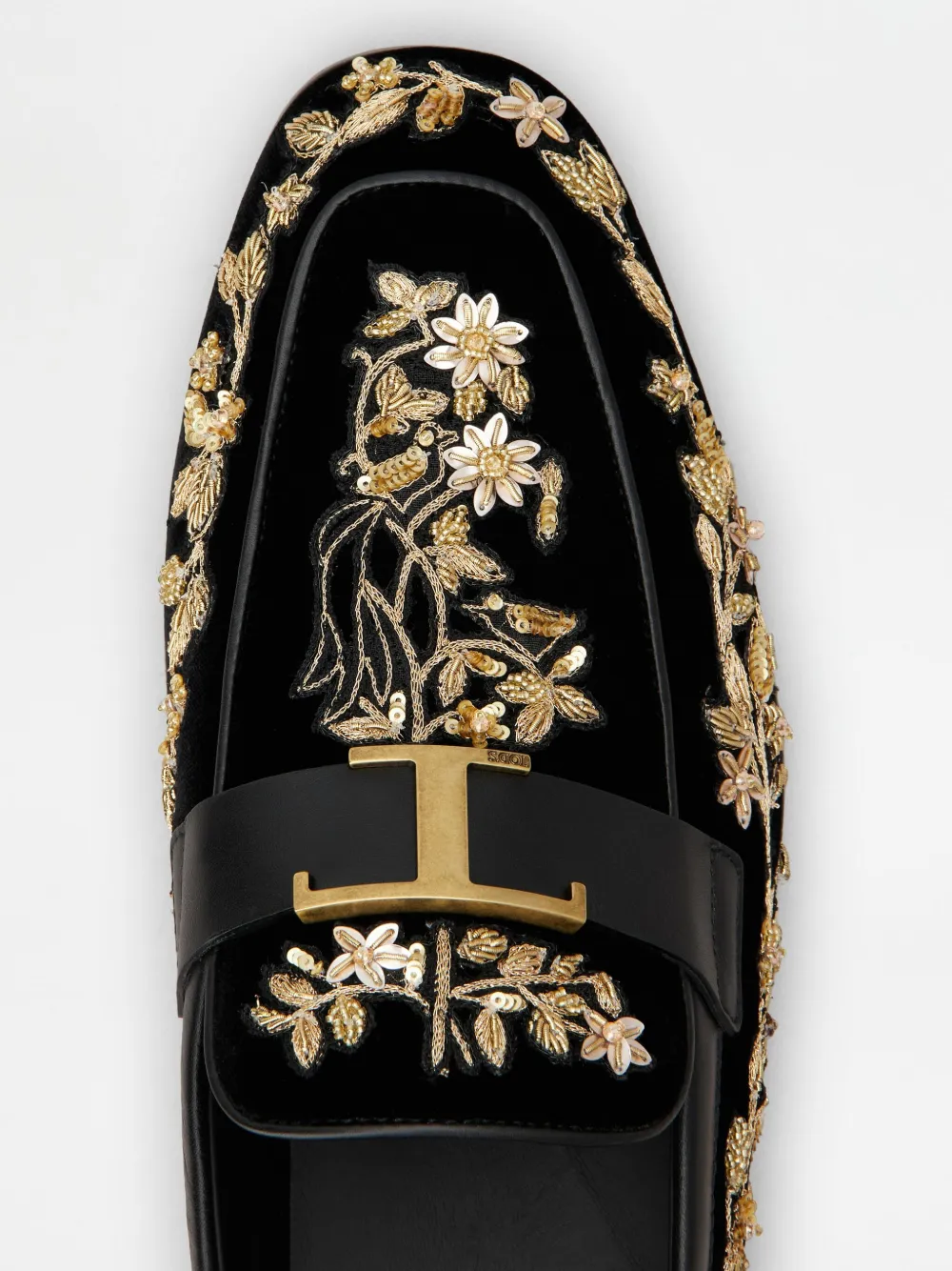 Tod's Leather Loafers In Black