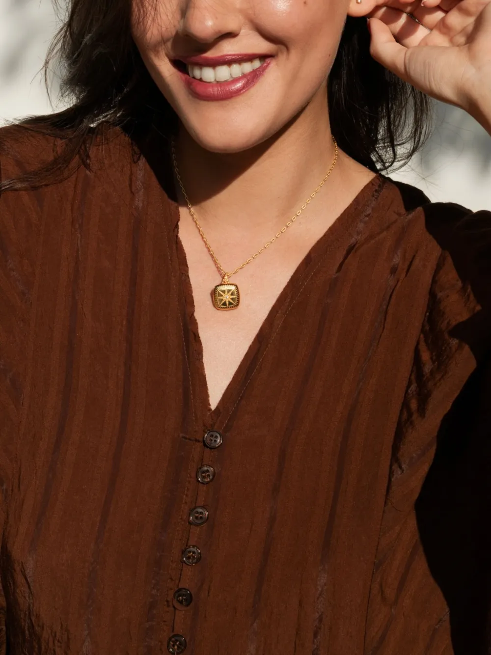 Dower & Hall Women's Sapphire Stellar Locket In Gold In Gold