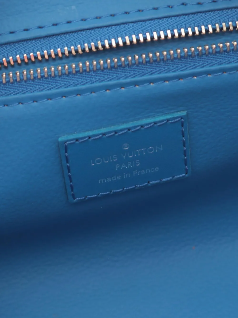 Louis Vuitton Pre-Owned Clutch Dopp Kit 2021 | Pre-owned | Image 4