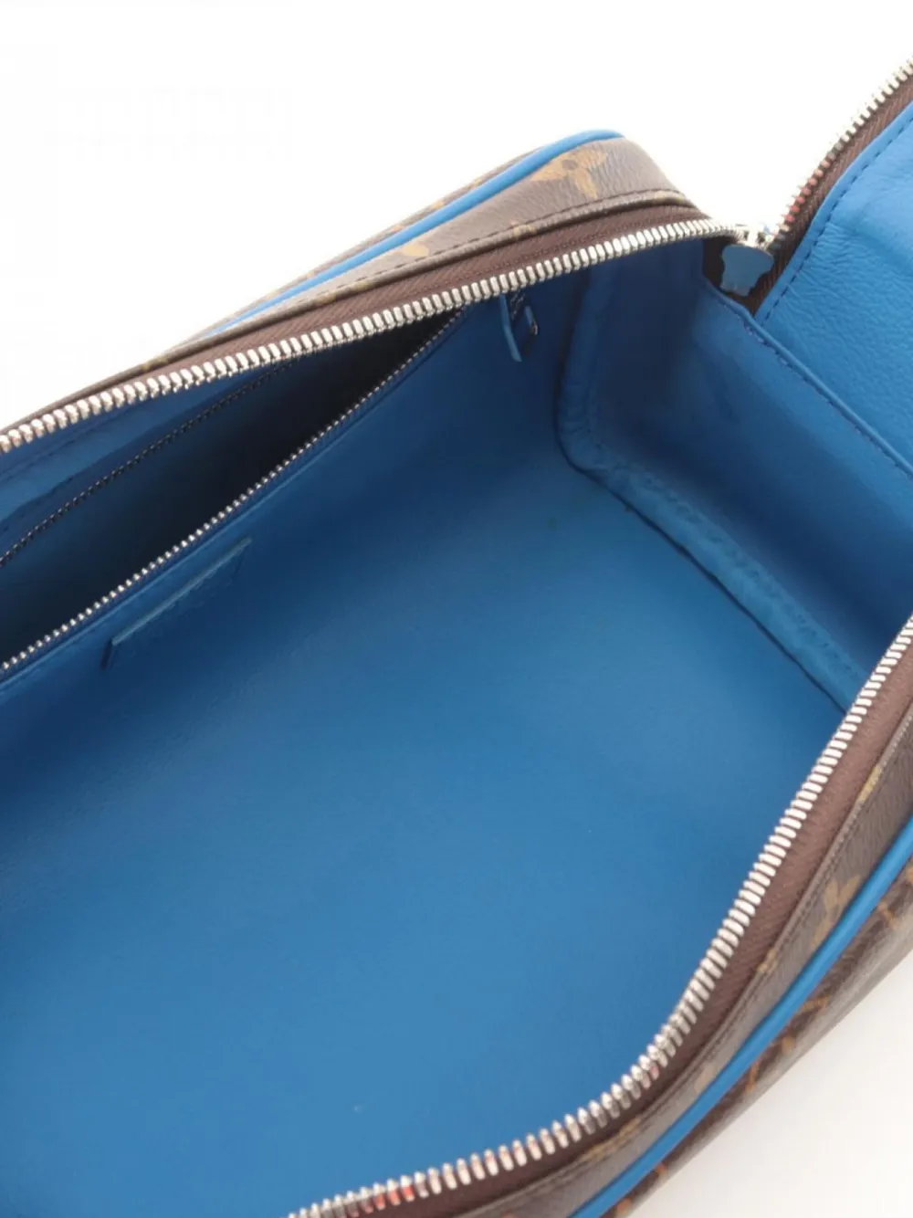 Louis Vuitton Pre-Owned Clutch Dopp Kit 2021 | Borse Pre-owned | Image 3