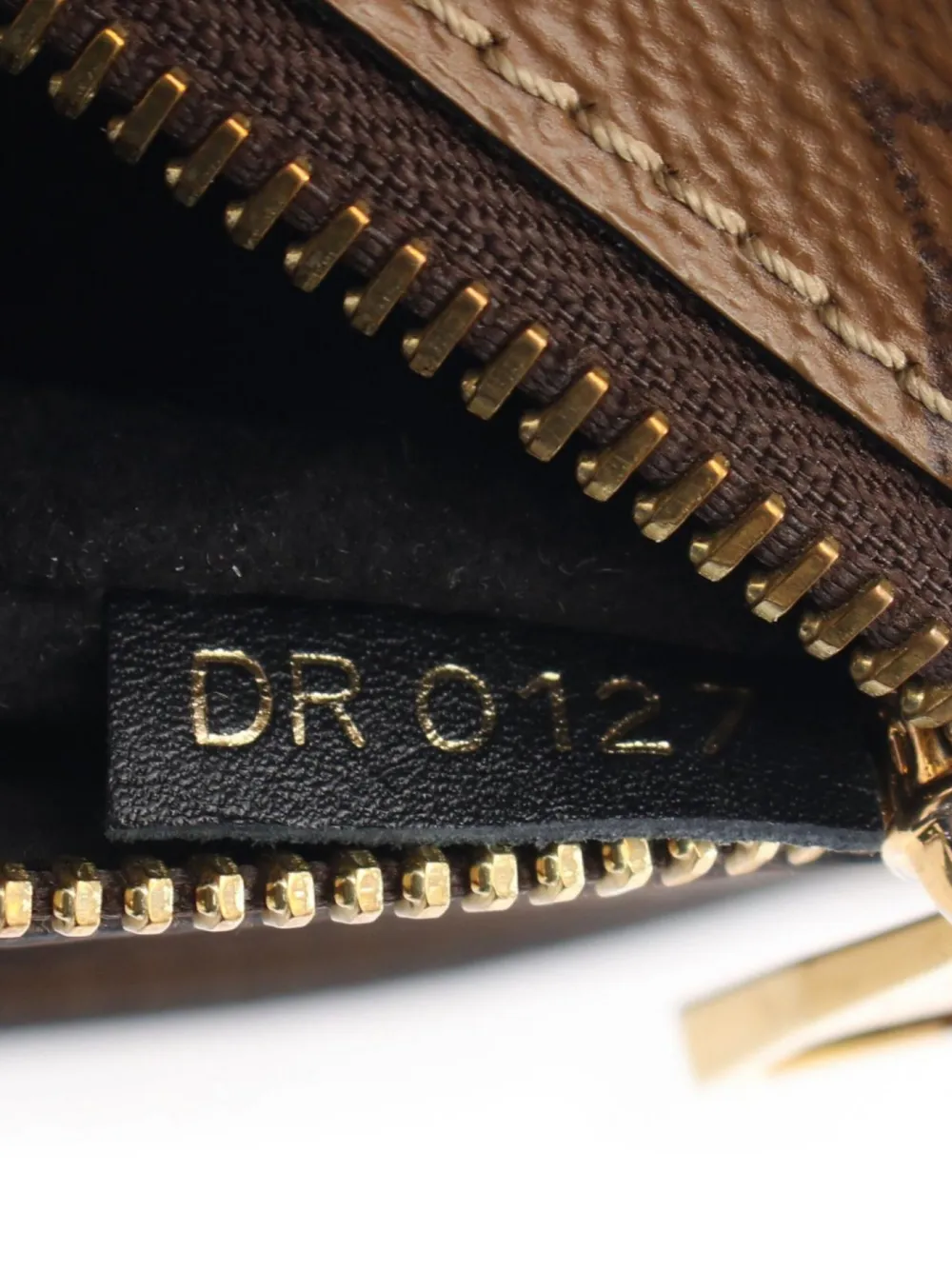 Pre-owned Louis Vuitton 2020 Pochette Metis Mm Two-way Handbag In 褐色