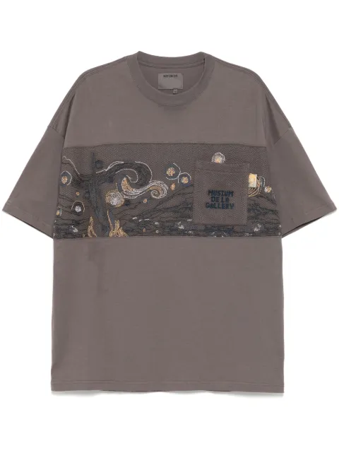 Musium Div. logo-embroidered T-shirt