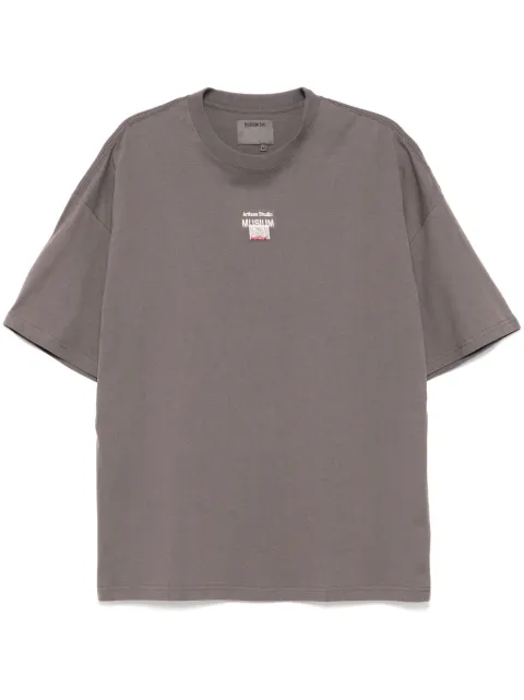 Musium Div. logo-embroidered T-shirt