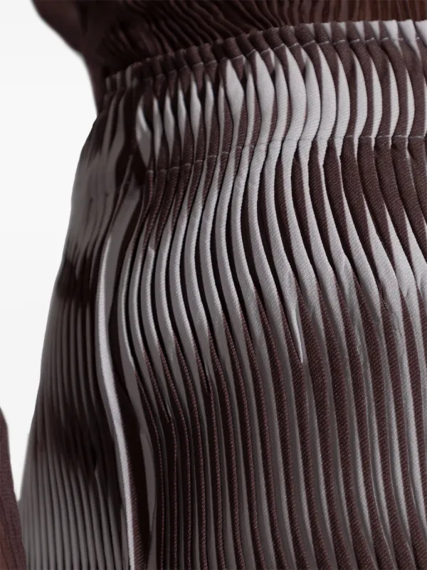 Issey Miyake Sway Pleats スカート | ブラウン | FARFETCH JP