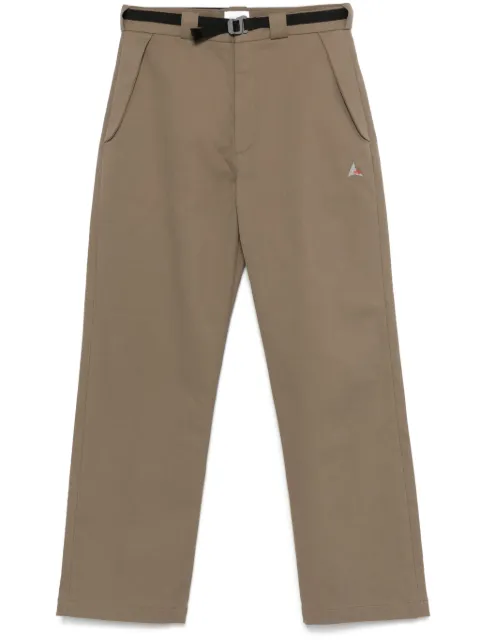 ROA pantalones chinos con cinturón