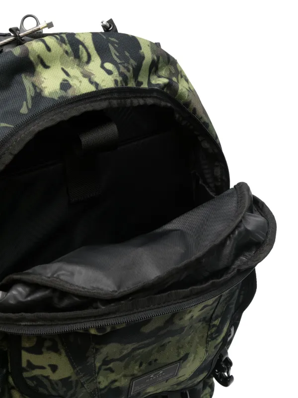 Oakley Kitchen Sink Backpack | Green | FARFETCH