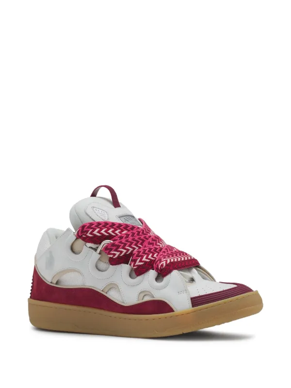 Curb sneakers