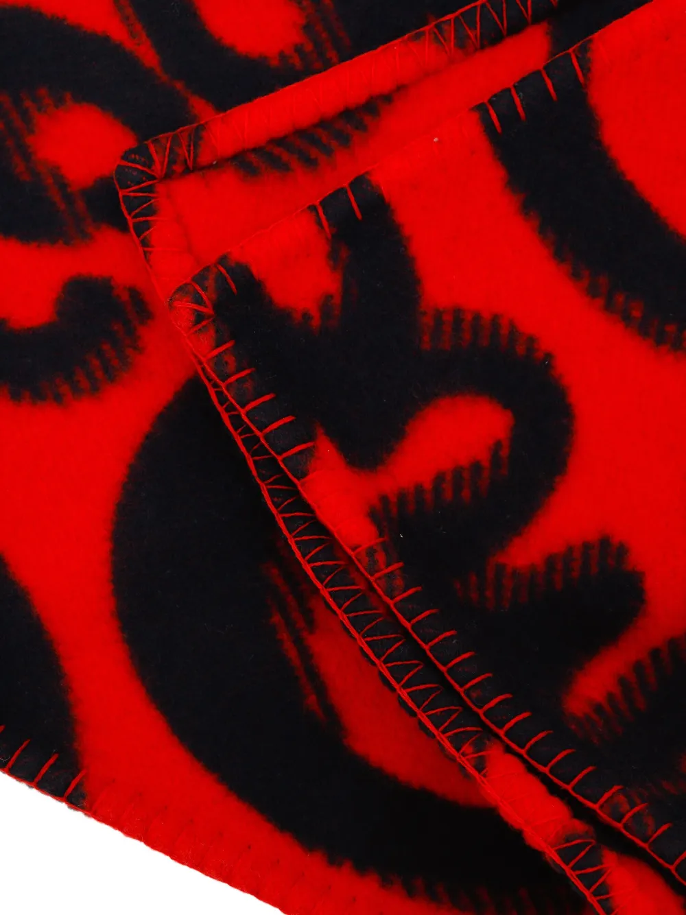 Phoebe Philo Doodle blanket | Blankets & Throws | Image 2