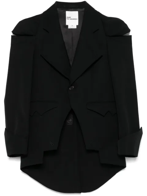 Noir Kei Ninomiya جاكيت مزين بفتحات