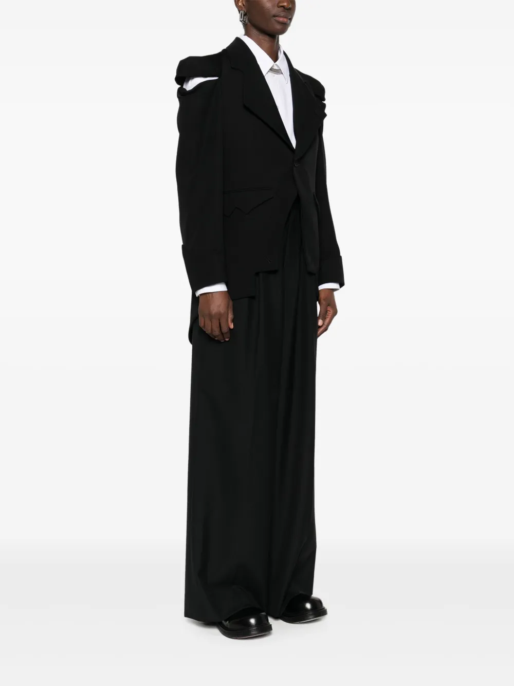 Noir Kei Ninomiya Cut-out Detailed Jacket In Black