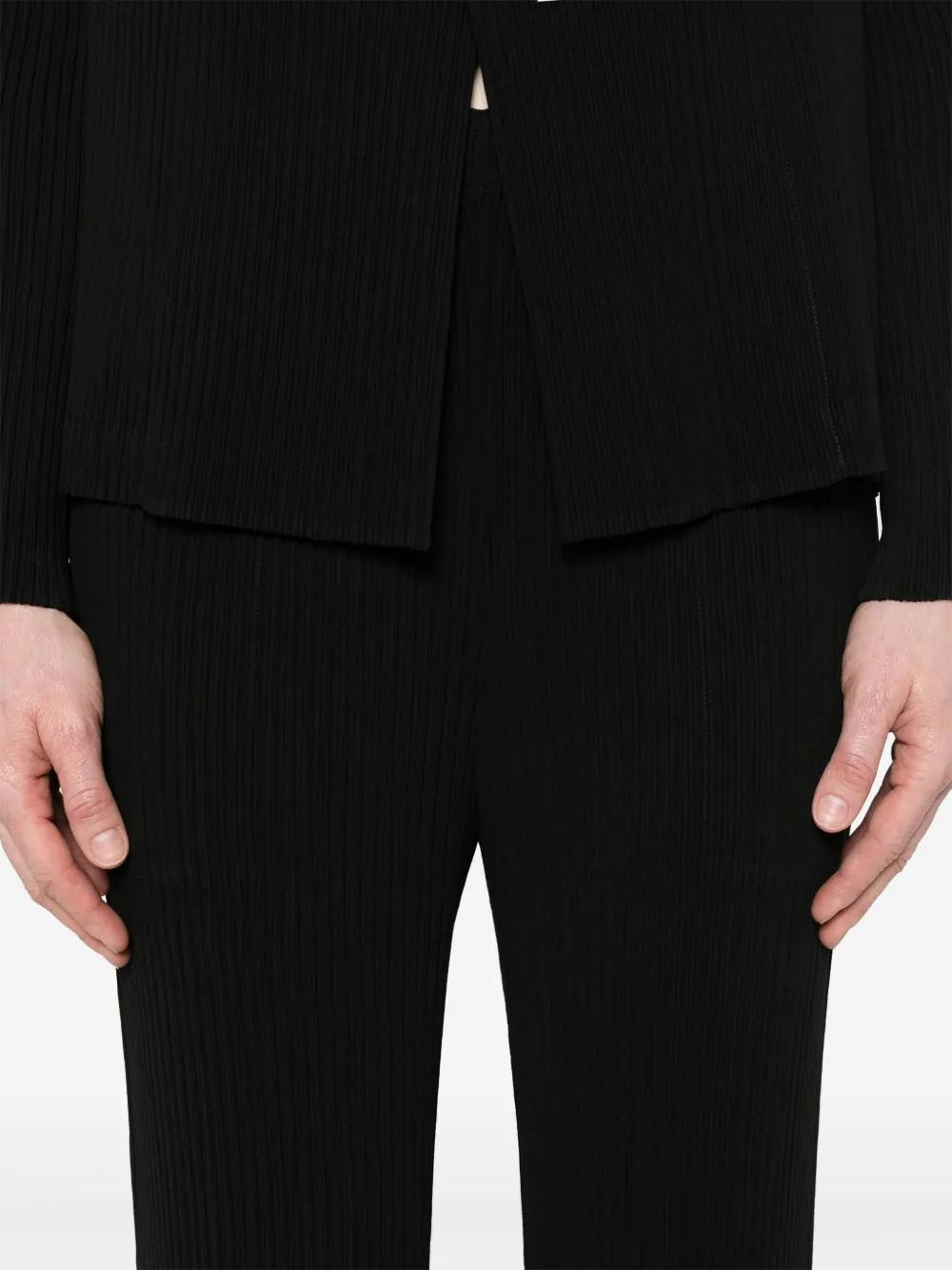Issey Miyake Broek met plooien Zwart