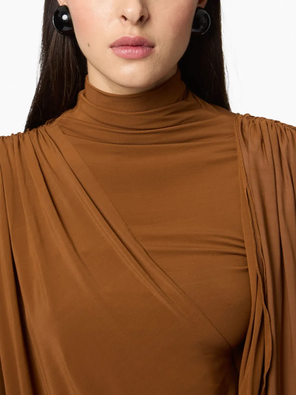 Nina Ricci Lacquered Sphere Earrings In Black