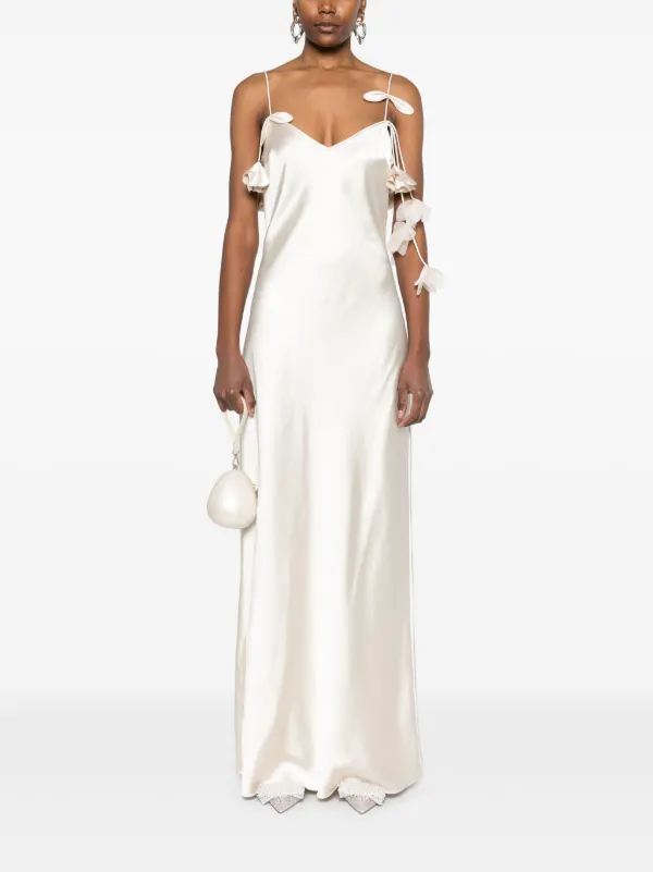 ワンピース Self-Portrait Long Dress With Floral Appliques Self-Portrait floral-appliqué Satin Maxi Dress | Neutrals