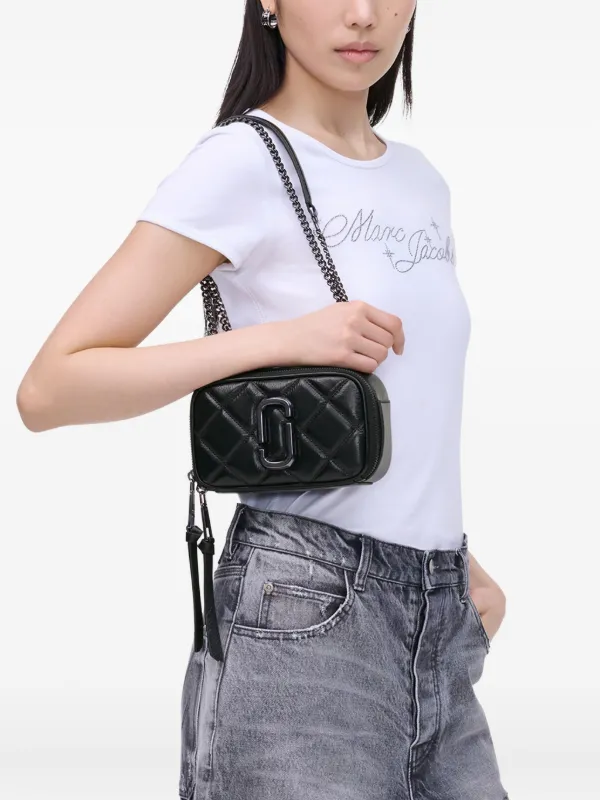 ショルダーバッグ・ポシェット MARC JACOBS THE QUILTED SNAPSHOT CONVERTIBLE SHOULDER BAG Marc Jacobs The Quilted Leather Chain Snapshot Bag | Black