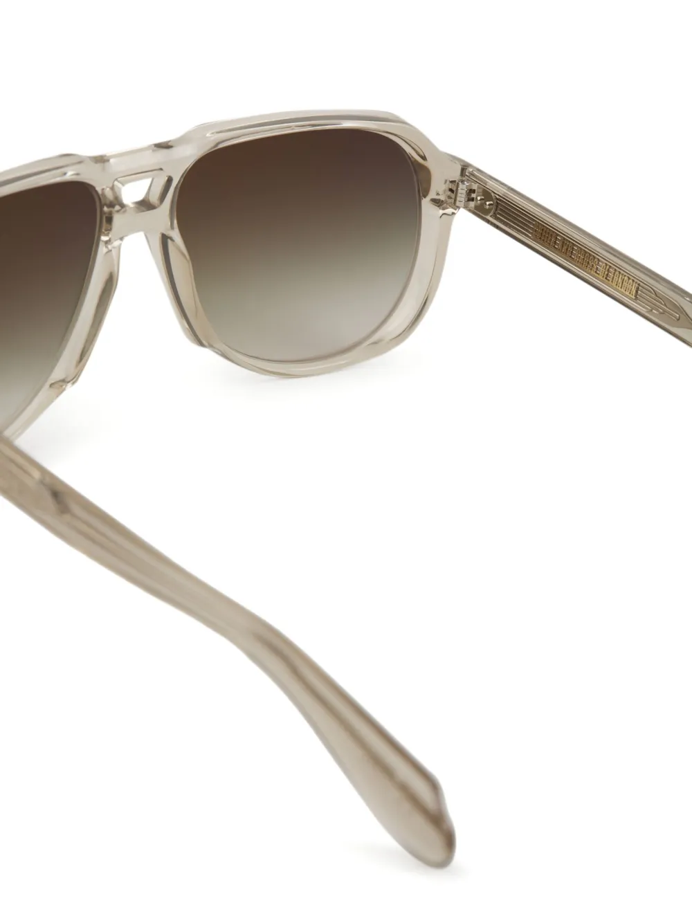 Cutler & Gross Zonnebril met piloten montuur Beige