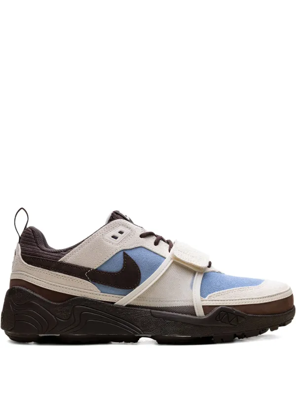 靴 nike zoom field jaxx Travis Scott x Nike Zoom Field Jaxx Light Chocolate HQ3073-100